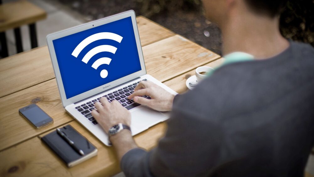 Lufthansa FlyNet und WiFi-Hotspots weltweit mit iPass nutzen