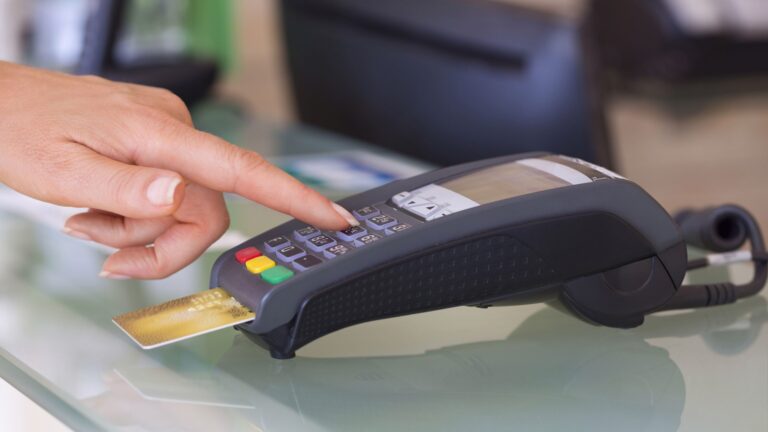 Kartenzahlung - EVM bei Kreditkarten und Debit-Karten