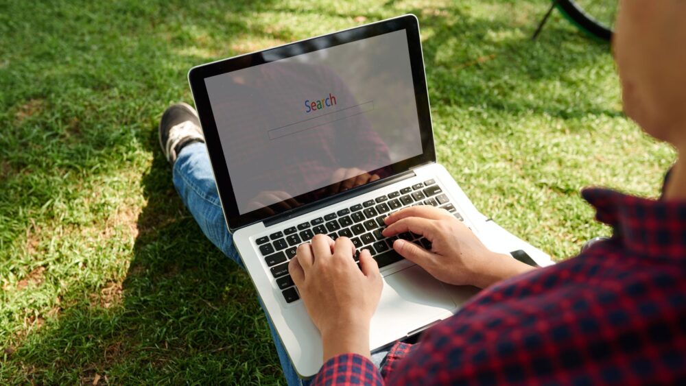 Monitor glänzend oder matt bzw. entspiegelt (DisplayRatgeber)