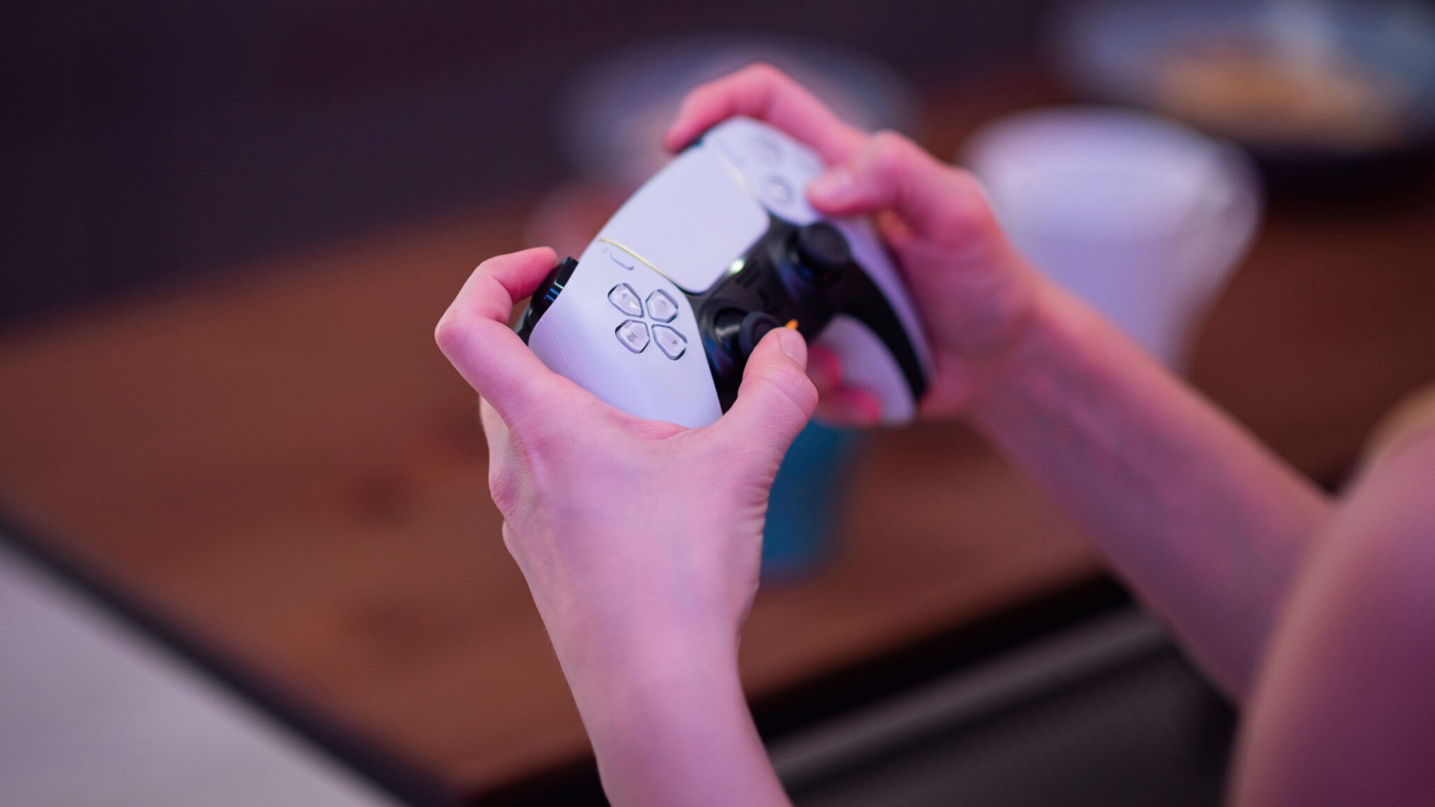 PS5 Bundles Konsole Spiel Zweiter Controller Usw win-this-awesome-ps5-bundle-right-now-if-you-re-smart-enough